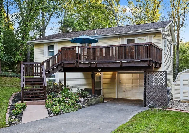 Photo 1 of Single family home for sale at 217 Evelyn Ave, Kalamazoo, MI 49001 | MLS# 66026050025 | Listing updated on 2026-10-18