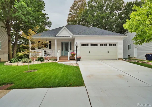 Photo 1 of Sale Pending at 1355 Sherwood Forest Ct, Waterford, MI 48327 | MLS# 20261075828 | Listing updated on 2026-10-11