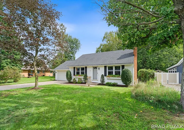 Photo 1 of Sale Pending at 103 Birchwood Ave, Holland, MI 49423 | MLS# 71026050035 | Listing updated on 2026-10-12
