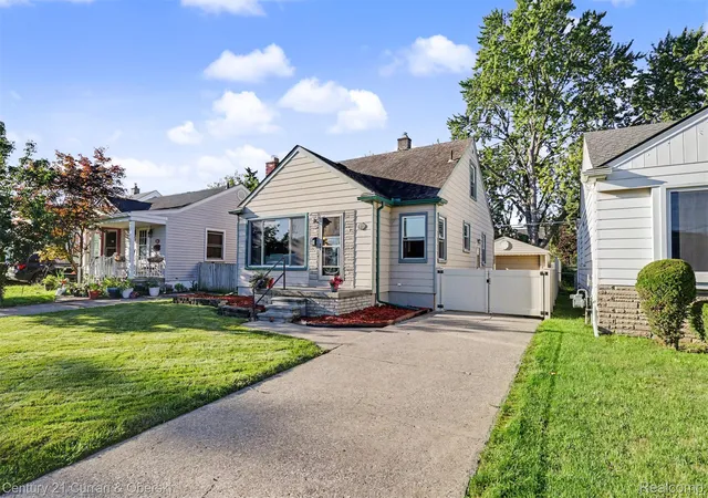 Photo 1 of Sale Pending at 14991 College Ave, Allen Park, MI 48101 | MLS# 20261075855 | Listing updated on 2026-10-09