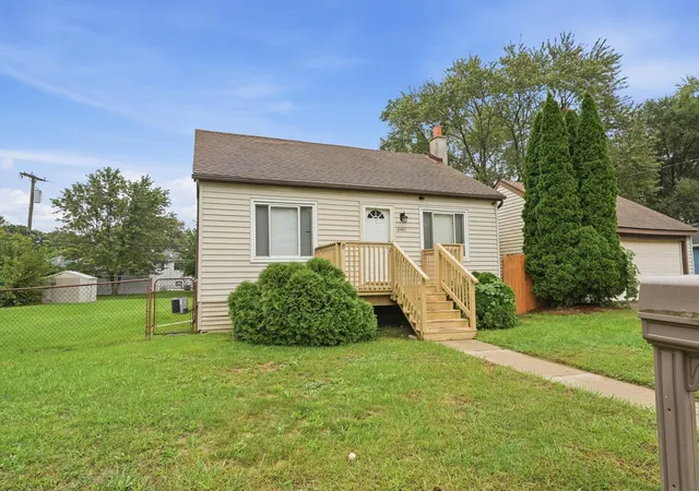 Photo 3 of Single family home for sale at 6465 Bailey St, Taylor, MI 48180 | MLS# 81026050069 | Listing updated on 2026-10-05