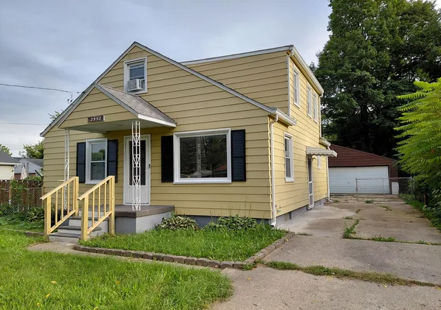 Photo 2 of Single family home for sale at 2952 Nathan Ave, Flint, MI 48506 | MLS# 81026050068 | Listing updated on 2026-10-05