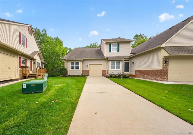 Listing Photo 3 - Condo for sale in building located at 30900 Jasper Ridge, Novi, MI 48377
