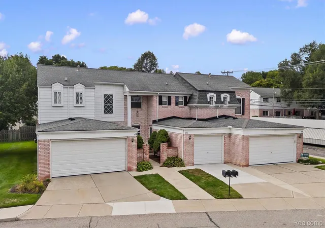 Photo 1 of Condo for sale at 46 Stratford Ln, Rochester Hills, MI 48309 | MLS# 20261075949 | Listing updated on 2026-10-07