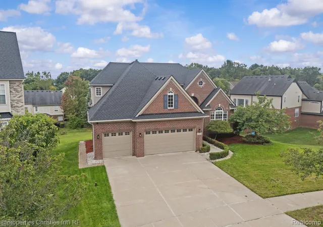 Photo 2 of Single family home for sale at 16928 Boulder Dr, Northville, MI 48168 | MLS# 20261075952 | Listing updated on 2026-10-11