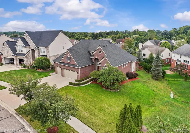 Photo 3 of Single family home for sale at 16928 Boulder Dr, Northville, MI 48168 | MLS# 20261075952 | Listing updated on 2026-10-11
