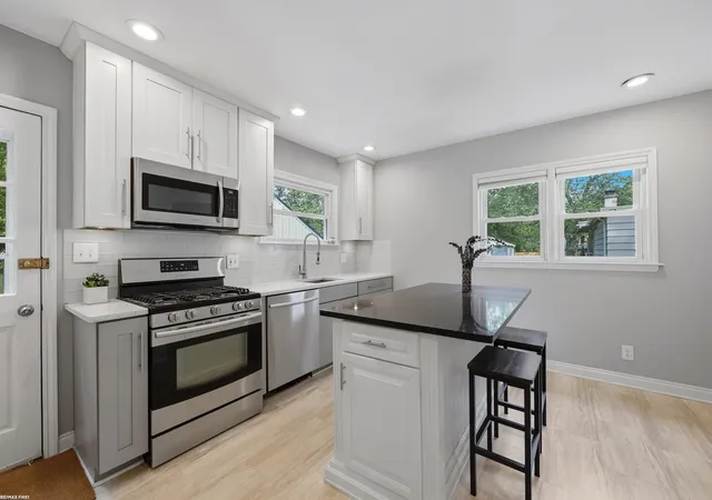 Photo 3 of Single family home for sale at 8241 Russell St, Shelby Township, MI 48317 | MLS# 58050222402 | Listing updated on 2026-10-11