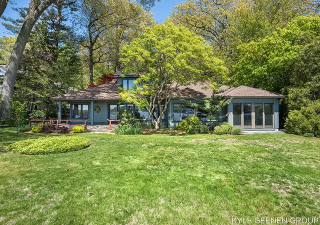 Photo 2 of Single family home for sale at 1140 Marigold Ln, Holland, MI 49424 | MLS# 71026050185 | Listing updated on 2026-10-20
