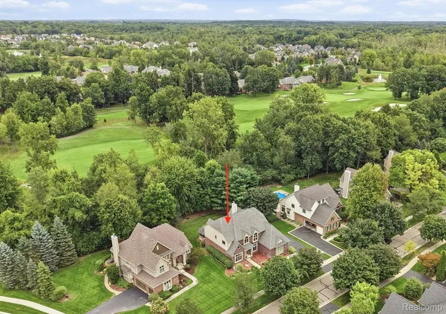 Photo 3 of Single family home for sale at 4840 Eagle Springs Ct, Clarkston, MI 48348 | MLS# 20261076131 | Listing updated on 2026-10-18