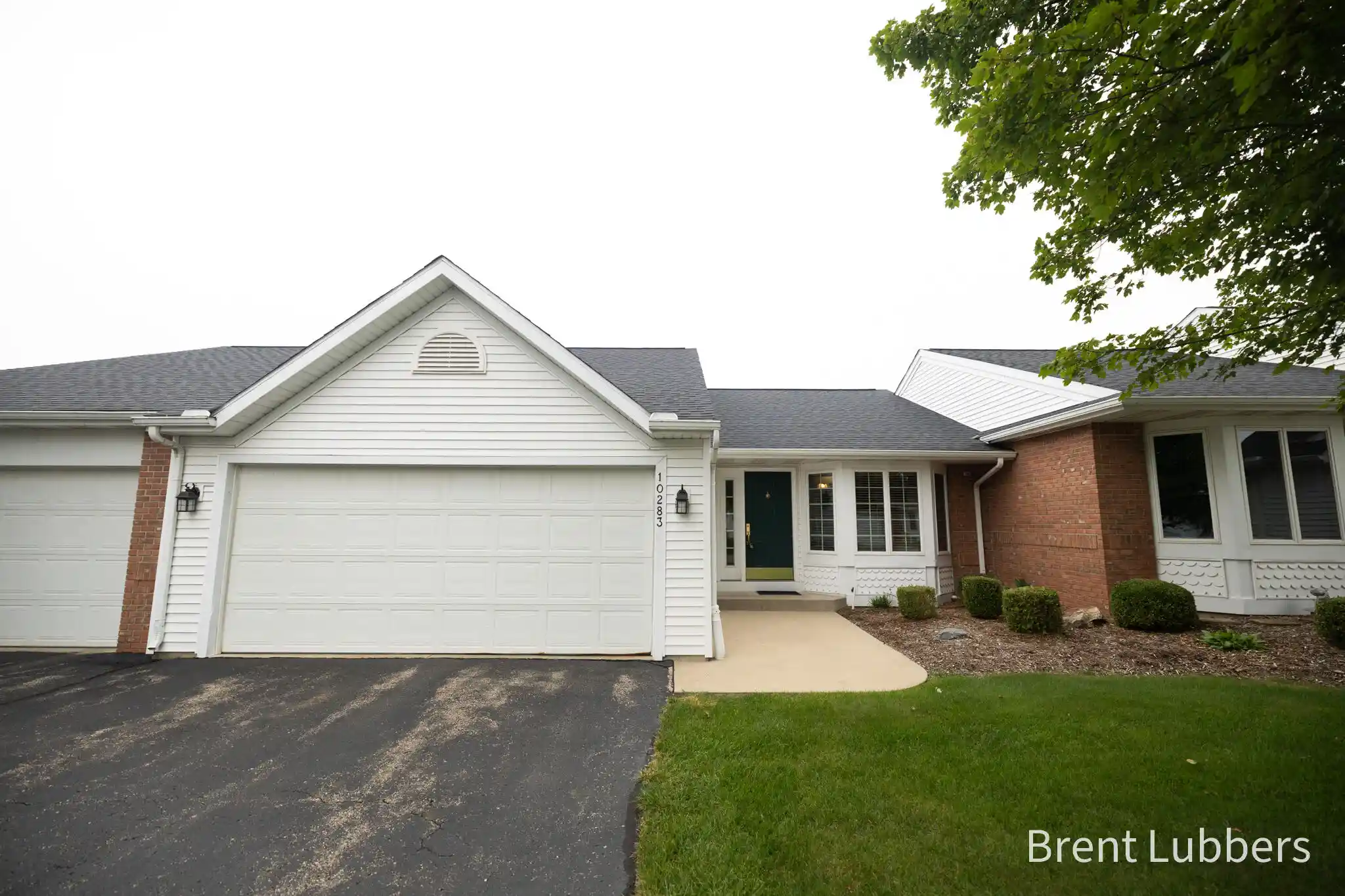 Listing Photo 1 - Condo for sale in 10283 Castlecourt located at 10283 Castlecourt, Zeeland, MI 49464 - Unit 10283 Castlecourt