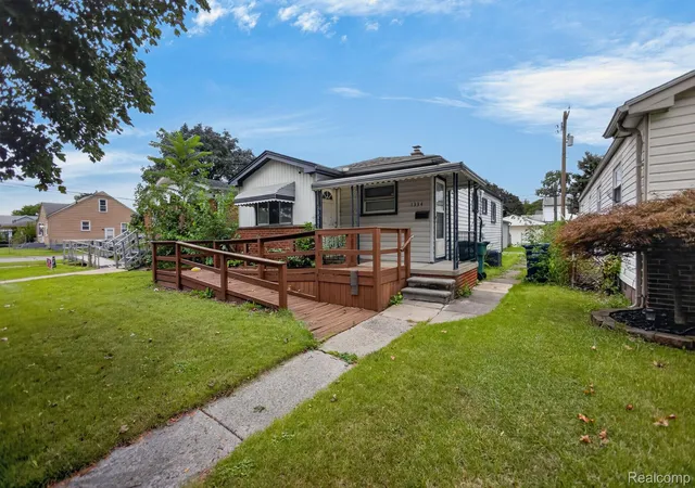 Photo 2 of Single family home for sale at 1334 Wilson Ave, Lincoln Park, MI 48146 | MLS# 20261076172 | Listing updated on 2026-10-13