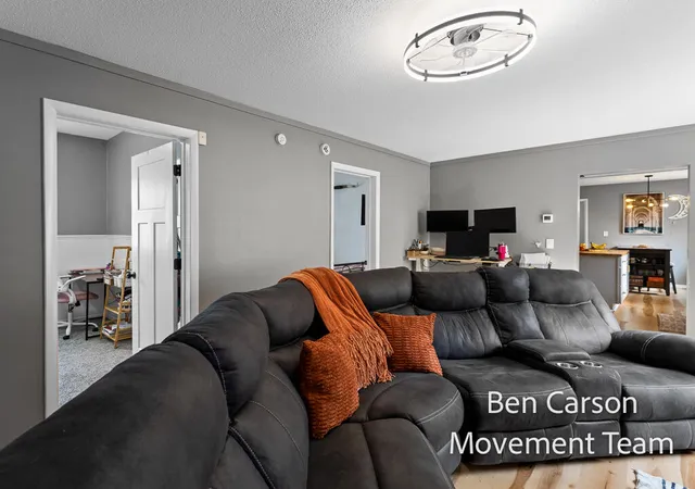 Photo 4 of Single family home for sale at 1152 W Dale Ave, Muskegon, MI 49442 | MLS# 71026050233 | Listing updated on 2026-10-09