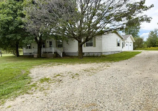 Photo 1 of Single family home for sale at 8738 Edgar Rd, Lakeview, MI 48850 | MLS# 72026050269 | Listing updated on 2026-10-08