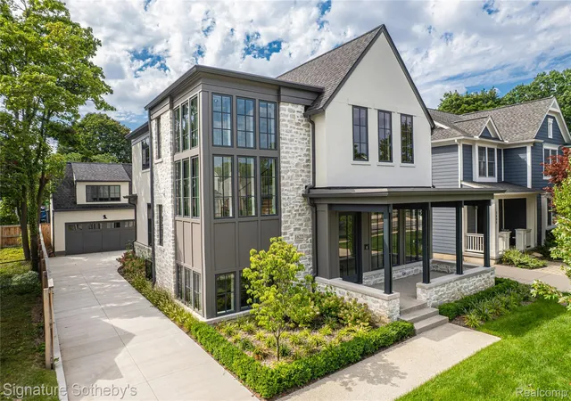 Photo 1 of Single family home for sale at 1622 Stanley Blvd, Birmingham, MI 48009 | MLS# 20261076328 | Listing updated on 2026-10-18