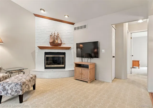 Photo 3 of Condo for sale at 28061 Shadowood Ln, Harrison Township, MI 48045 | MLS# 20261076339 | Listing updated on 2026-10-18