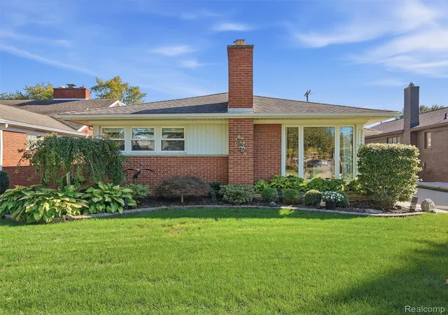 Photo 1 of Single family home for sale at 22406 Alexander St, Saint Clair Shores, MI 48081 | MLS# 20261076342 | Listing updated on 2026-10-20