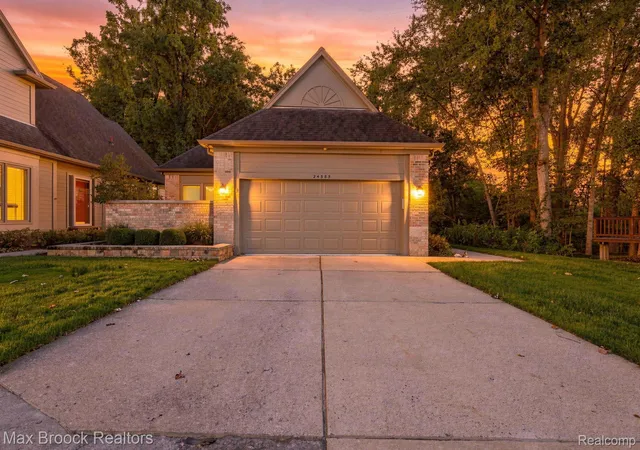 Photo 1 of Sale Pending at 24585 Edgewood Dr, Novi, MI 48374 | MLS# 20261076358 | Listing updated on 2026-10-11