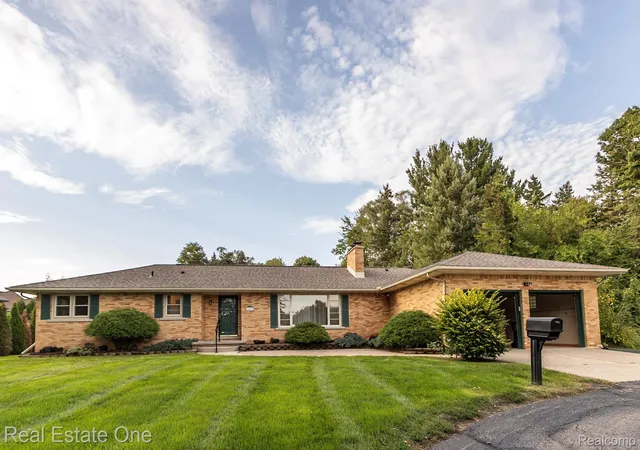 Photo 1 of Single family home for sale at 45400 N Territorial Rd, Plymouth, MI 48170 | MLS# 20261076449 | Listing updated on 2026-10-11