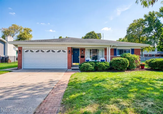 Photo 1 of Single family home for sale at 38521 Roycroft St, Livonia, MI 48154 | MLS# 20261076493 | Listing updated on 2026-10-11