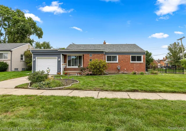 Photo 2 of Single family home for sale at 29530 Robert Dr, Livonia, MI 48150 | MLS# 20261076506 | Listing updated on 2026-10-15