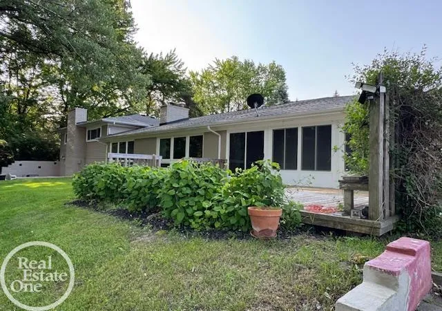 Photo 4 of Single family home for sale at 6026 Via Toscana St, Troy, MI 48085 | MLS# 58050222559 | Listing updated on 2026-10-09