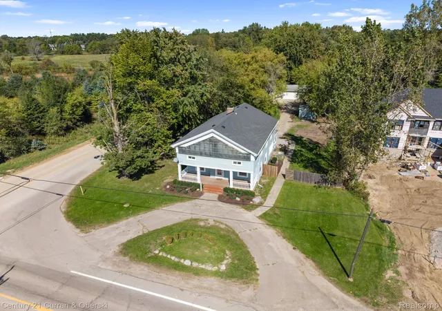 Photo 2 of Single family home for sale at 51390 7 Mile Rd, Northville, MI 48167 | MLS# 20261076559 | Listing updated on 2026-10-19