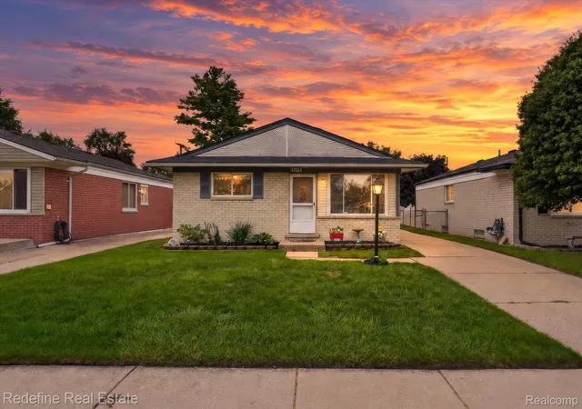 Photo 1 of Sale Pending at 33705 Fernwood St, Westland, MI 48186 | MLS# 20261076581 | Listing updated on 2026-10-16