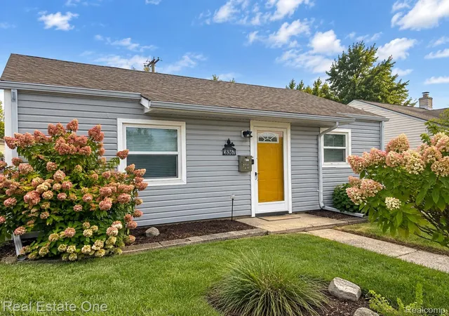 Photo 1 of Single family home for sale at 28367 Rosemont St, Roseville, MI 48066 | MLS# 20261076585 | Listing updated on 2026-10-04