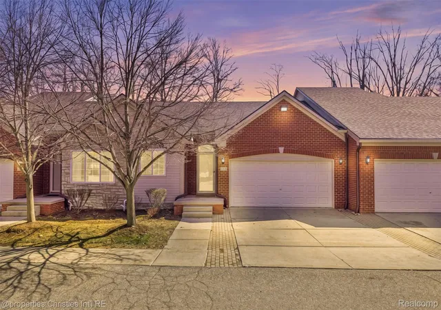 Condo for sale at 30674 Ardmore Ct, Novi, MI 48377 | MLS# 20261076602
