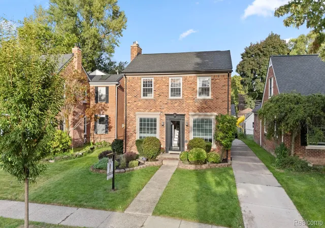 Photo 3 of Single family home for sale at 200 N Melborn St, Dearborn, MI 48128 | MLS# 20261076609 | Listing updated on 2026-10-10