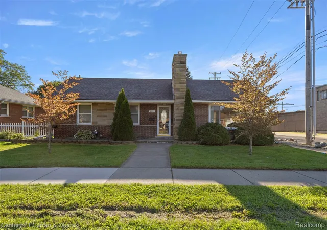 Photo 1 of Sale Pending at 8017 Rosedale Blvd, Allen Park, MI 48101 | MLS# 20261076630 | Listing updated on 2026-10-10