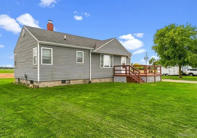 Photo 3 of Single family home for sale at 9140 E M 21, Venice Township Shiawassee, MI 48817 | MLS# 20261076642 | Listing updated on 2026-10-15