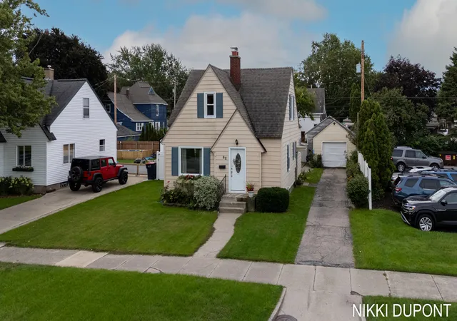 Photo 2 of Single family home for sale at 62 W 22nd Street, Holland, MI 49423 | MLS# 65026050459 | Listing updated on 2026-10-09