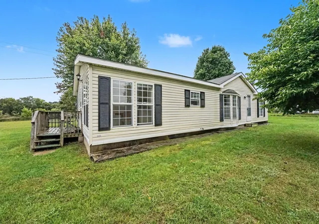 Photo 1 of Sale Pending at 100 19 Mile Rd Ne, Cedar Springs, MI 49319 | MLS# 72026050483 | Listing updated on 2026-10-27