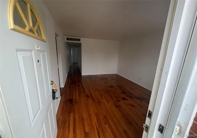 Photo 3 of Single family home for sale at 1353 Stewart Ave, Lincoln Park, MI 48146 | MLS# 20261076717 | Listing updated on 2026-10-09