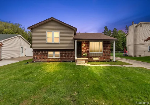 Photo 1 of Single family home for sale at 1205 Hampshire Dr, Canton, MI 48188 | MLS# 20261076720 | Listing updated on 2026-10-13