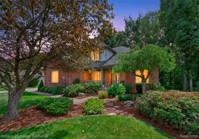 Single family home for sale at 1230 Cottonwood St, Lake Orion, MI 48360 | MLS# 20261076732