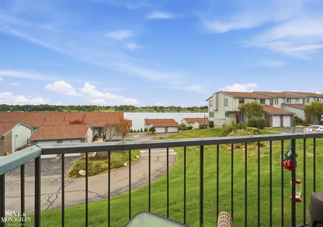 Listing Photo 5 - Condo for sale in building located at 1715 River Rd, Saint Clair, MI 48079 - Unit #11