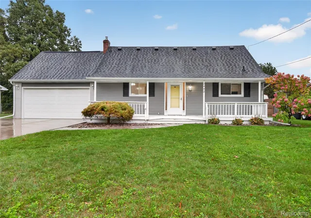 Single family home for sale at 2442 N Kearney Dr, Saginaw, MI 48603 | MLS# 20261076760
