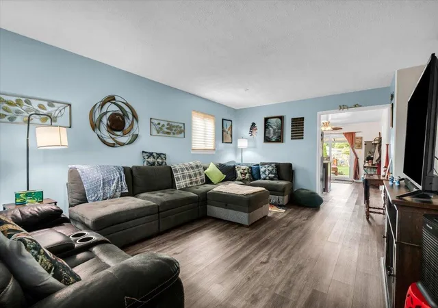Photo 3 of Single family home for sale at 28101 Nieman St, Saint Clair Shores, MI 48081 | MLS# 58050222655 | Listing updated on 2026-10-13
