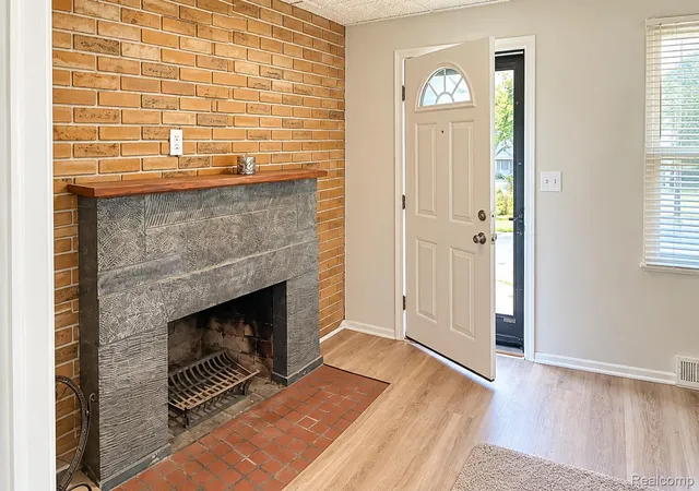 Photo 3 of Single family home for sale at 14916 Crescentwood Ave, Eastpointe, MI 48021 | MLS# 20261076775 | Listing updated on 2026-10-09