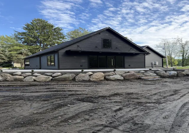 Photo 1 of Single family home for sale at 770 W Pontaluna Rd, Norton Shores, MI 49444 | MLS# 65026050541 | Listing updated on 2026-10-22
