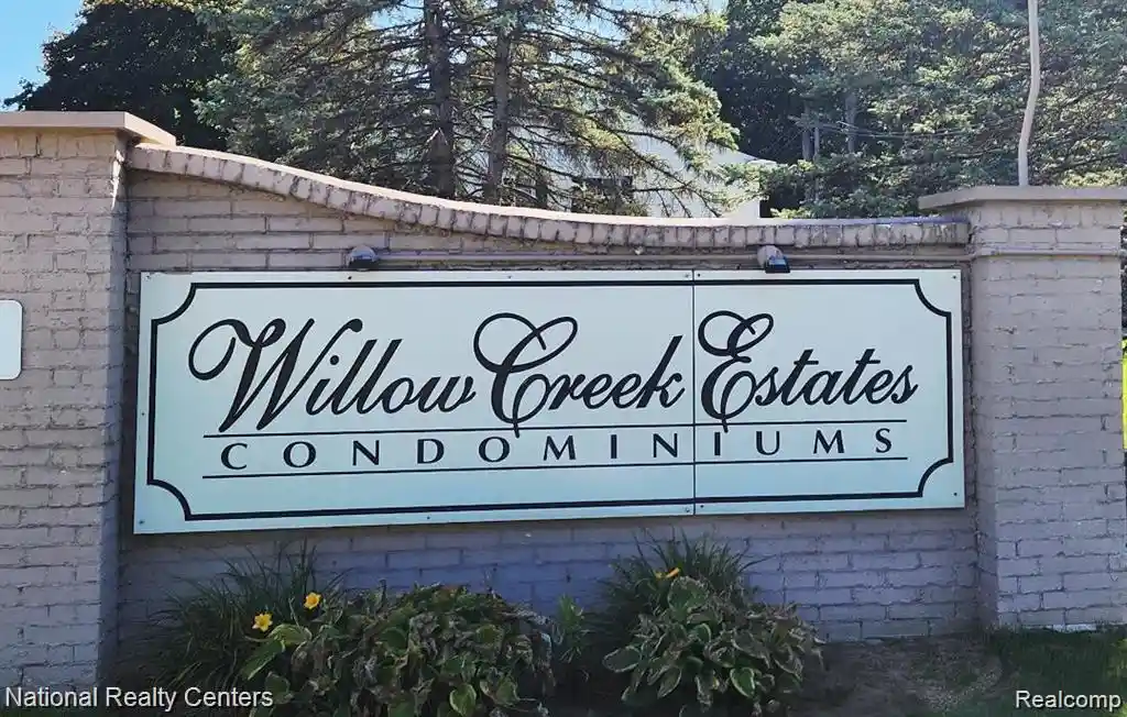 Listing Photo 23 - Condo for sale in 38263 Greenwood St located at 38263 Greenwood St, Westland, MI 48185 - Unit #19
