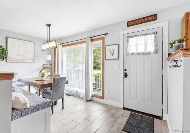 Photo 3 of Single family home for sale at 13415 Gerald St, Gibraltar, MI 48173 | MLS# 20261076832 | Listing updated on 2026-10-10