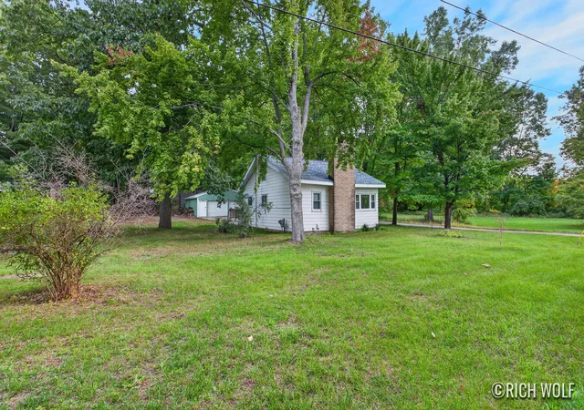Photo 2 of Single family home for sale at 11505 Wren Dr, Lakeview, MI 48850 | MLS# 65026050562 | Listing updated on 2026-10-20