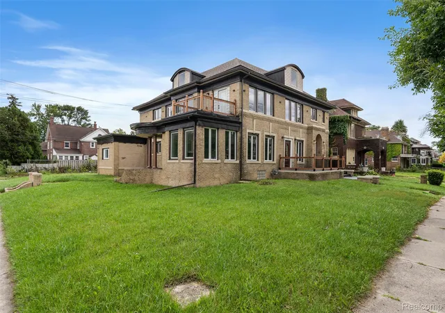 Photo 3 of Single family home for sale at 2409 Calvert St, Detroit, MI 48206 | MLS# 20261076880 | Listing updated on 2026-10-11