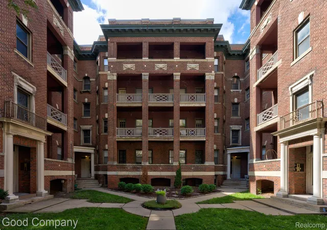 Photo 1 of Condo for sale at 7409 2nd Avenue #29, Detroit, MI 48202 | MLS# 20261076908 | Listing updated on 2026-10-26