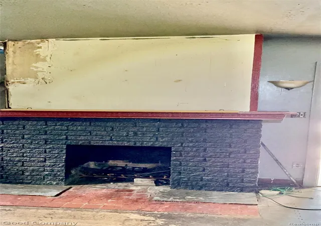 Photo 3 of Single family home for sale at 9130 Haverhill St, Detroit, MI 48224 | MLS# 20261076967 | Listing updated on 2026-10-13