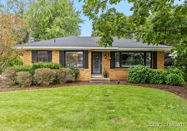 Photo 1 of Sale Pending at 3973 41st Street Sw, Grandville, MI 49418 | MLS# 65026050647 | Listing updated on 2026-10-19