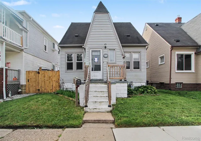 Photo 1 of Single family home for sale at 809 Saint John St, Wyandotte, MI 48192 | MLS# 20261076981 | Listing updated on 2026-10-08